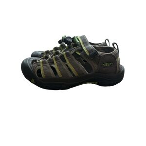 KEEN Boy’s Brown and Olive Sandals